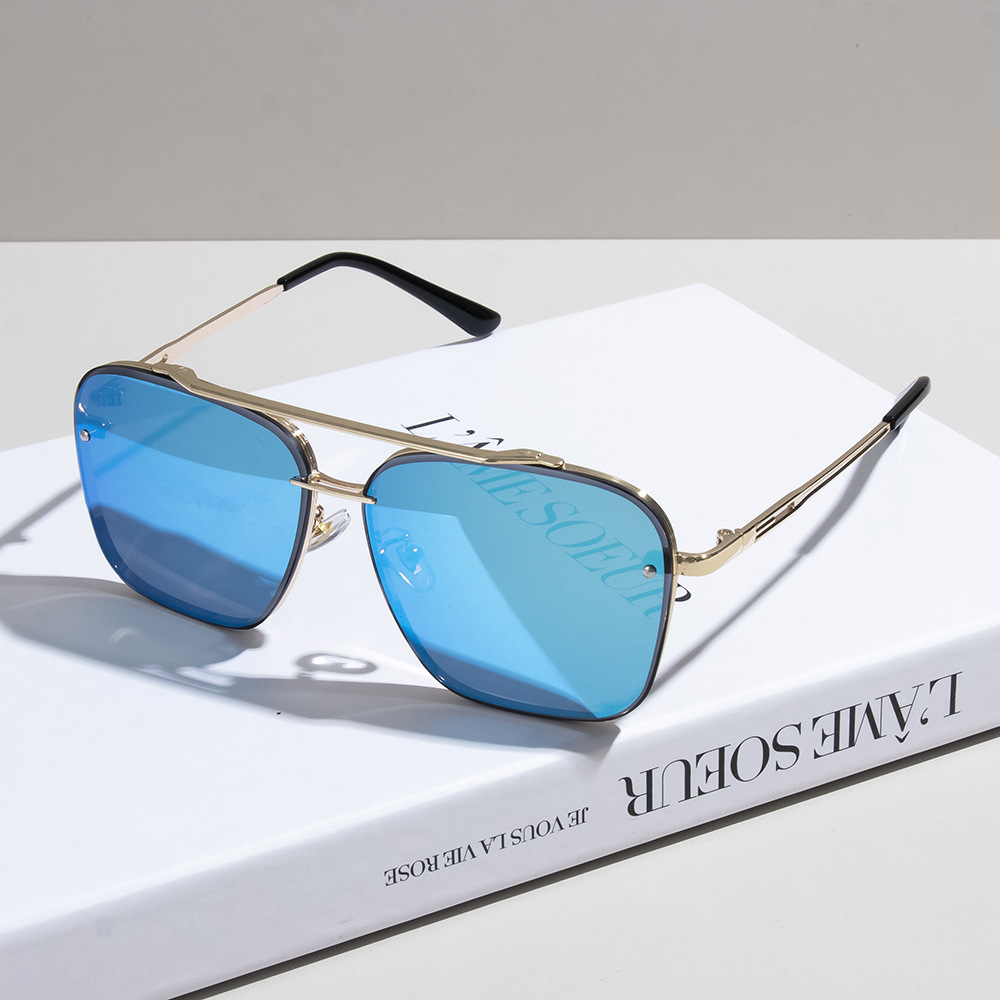✨ “Only 420 Taka – Super Cool Aviator Sunglasses for Men” ✨